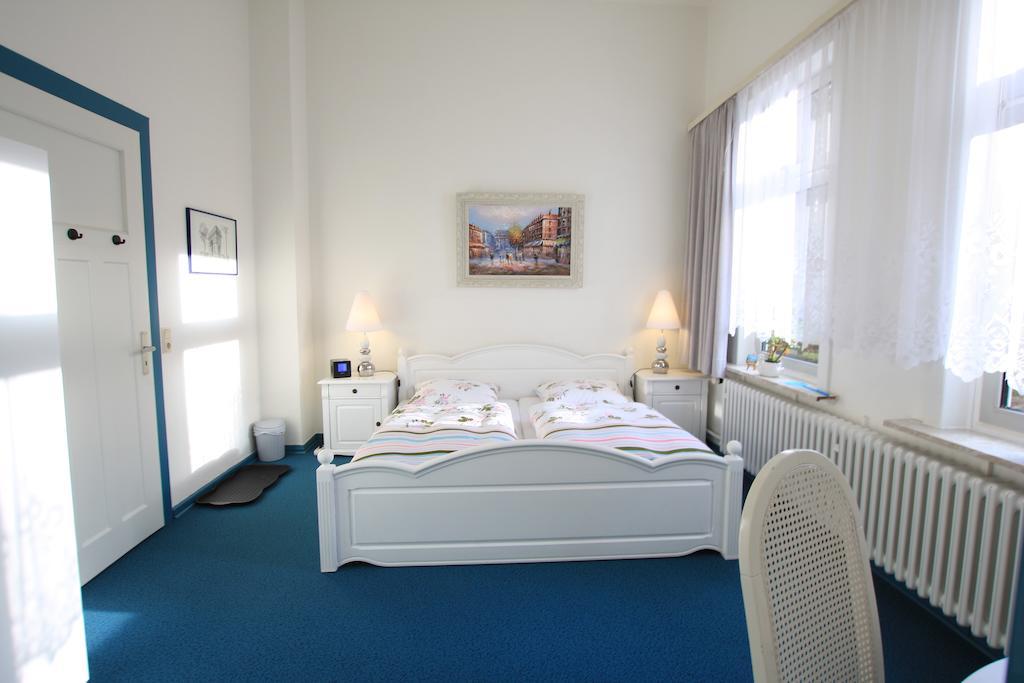 Pension Villa Kassandra Алтенау Стая снимка
